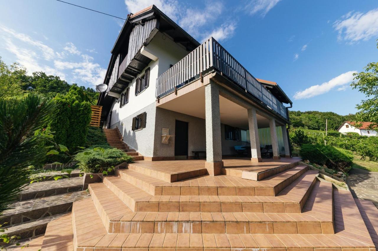 Cosy Hill Home Rucman With A Breathtaking View Zgornja Pohanca Eksteriør bilde