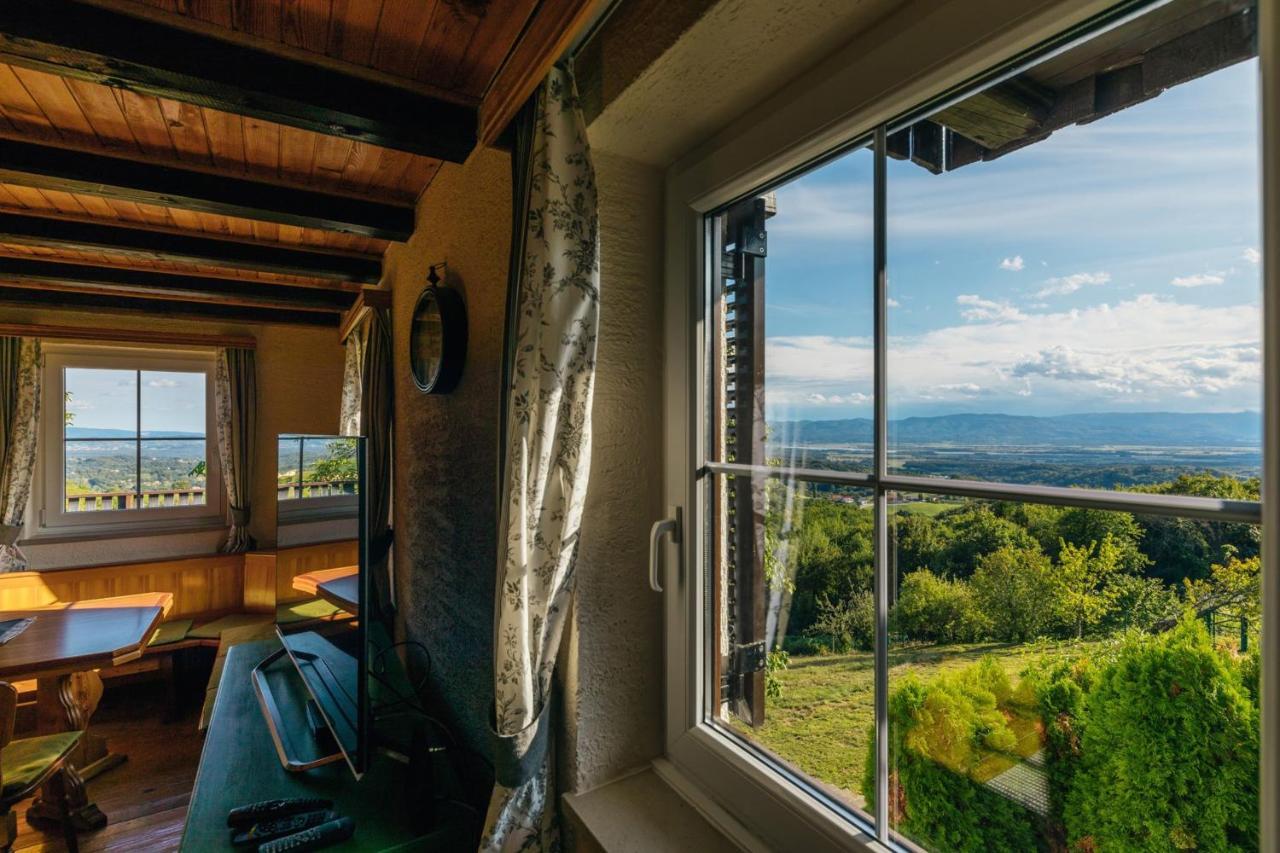 Cosy Hill Home Rucman With A Breathtaking View Zgornja Pohanca Eksteriør bilde